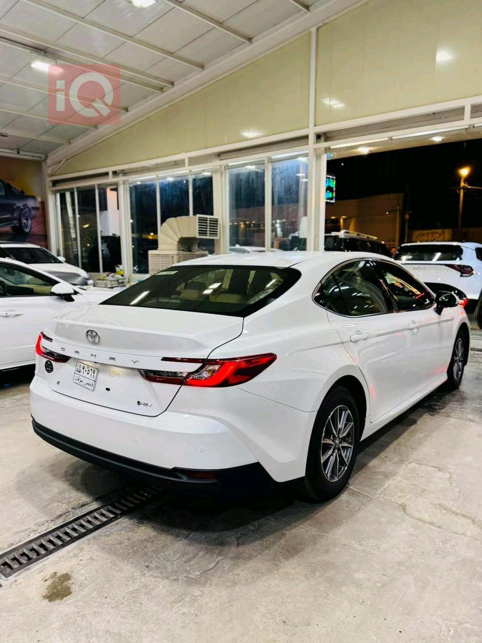 تۆیۆتا کامری